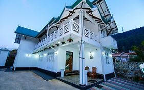 Dahlia Mount View Hotel